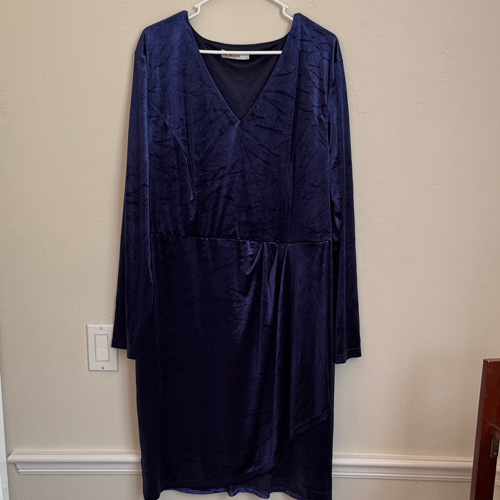 Blue Velvet Dress Long Sleeve V Neck Plus Size 26 Elegant Style